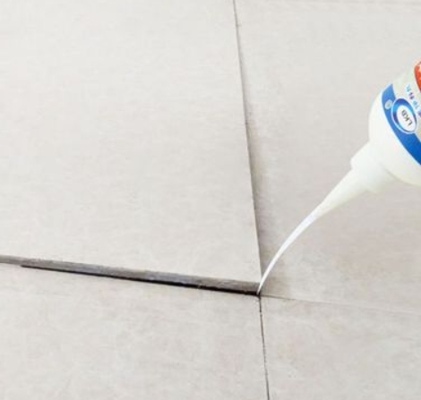 新都瓷砖空鼓维修公司分享卫生间瓷砖脱落的原因可能有以下几点